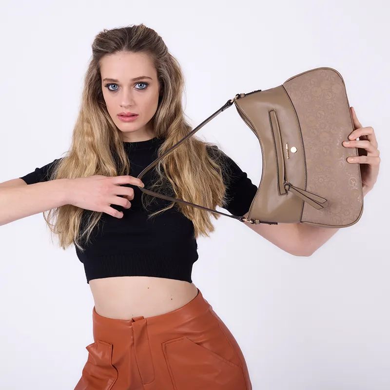 GATTINONI BORSA TEODOSIA CASUAL HOBO BINTD8698WVPDT1 VENTO PELLETTERIE SICILIA
